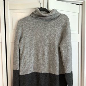GAP tunic sweater